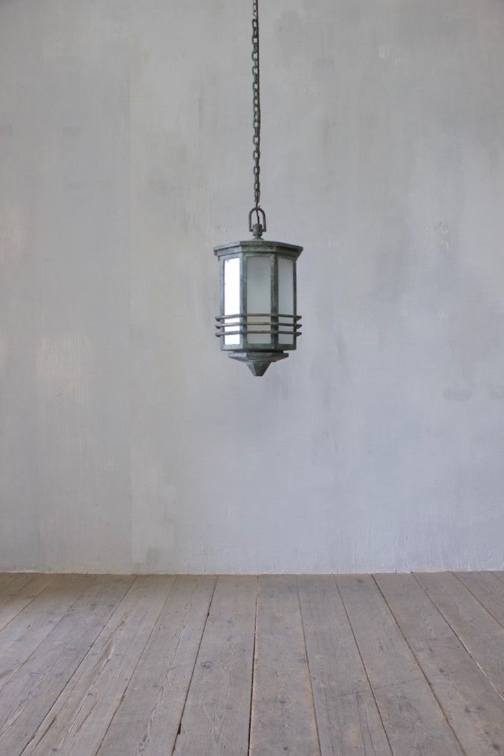 An art deco lantern