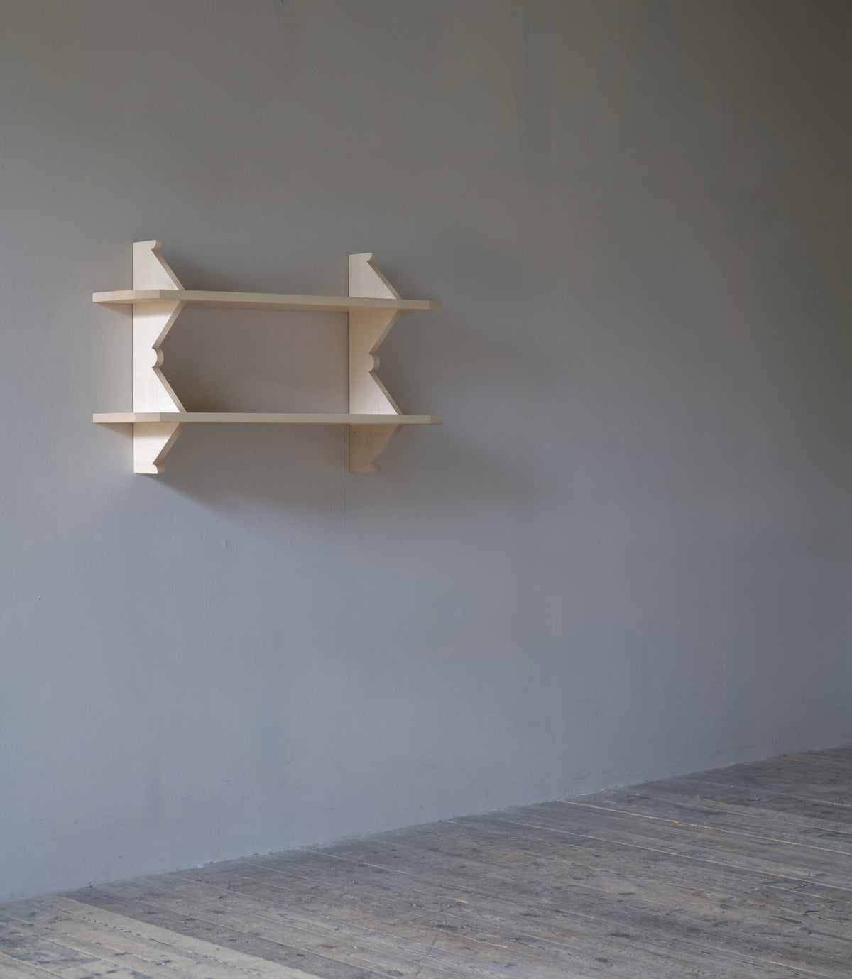 The orderly shelves