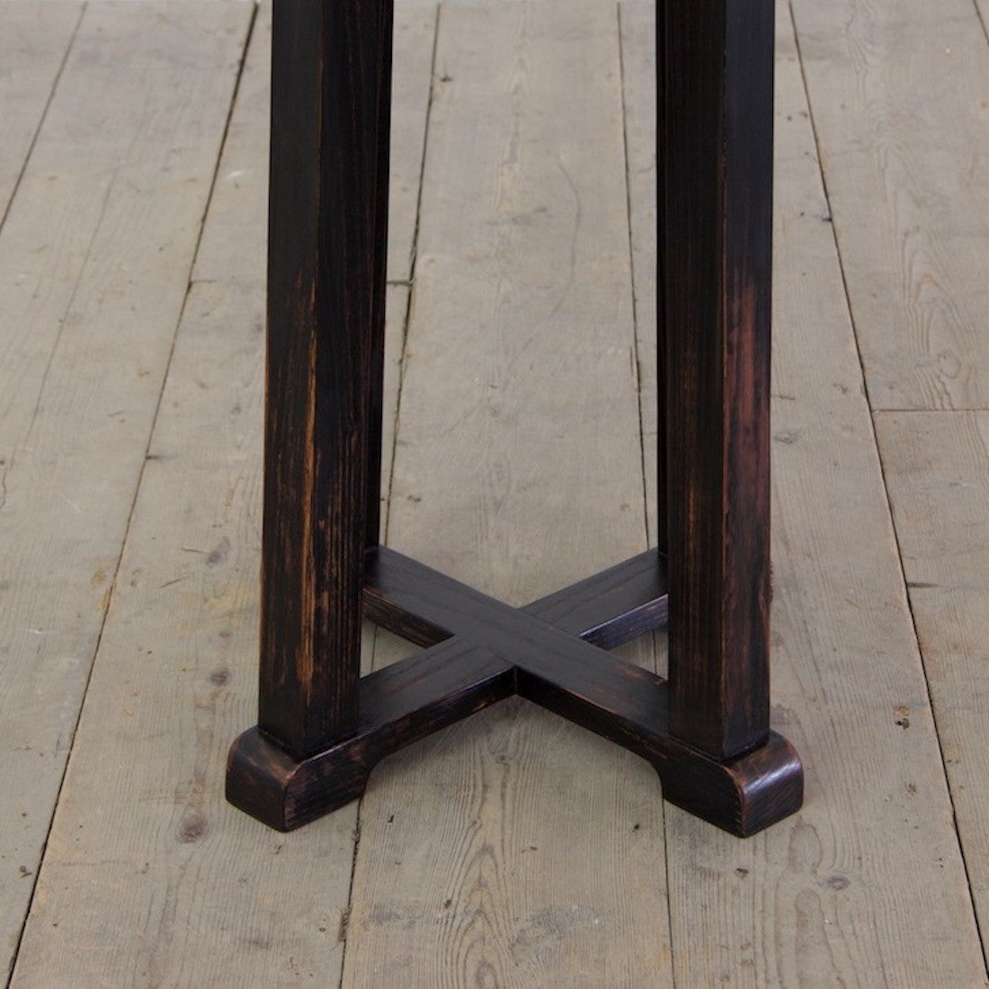 The crane table