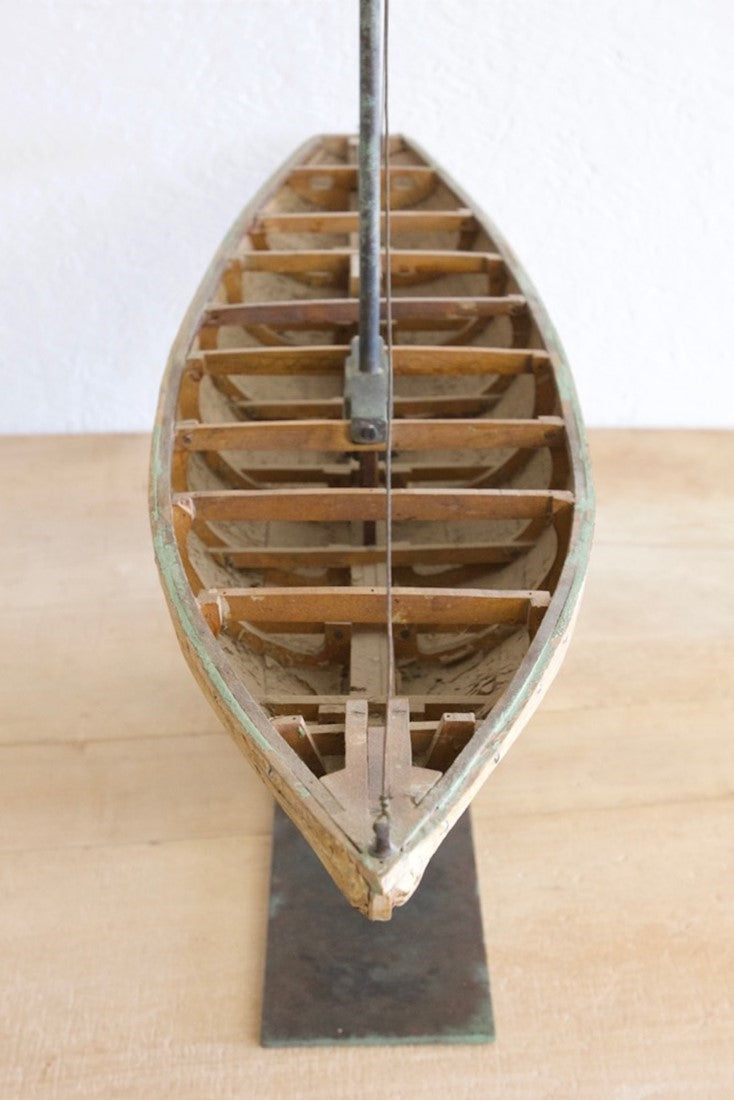 An early C20th pond yacht