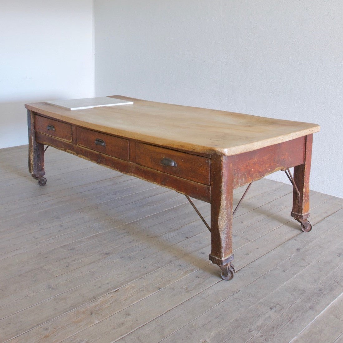 A C19th English preparation table