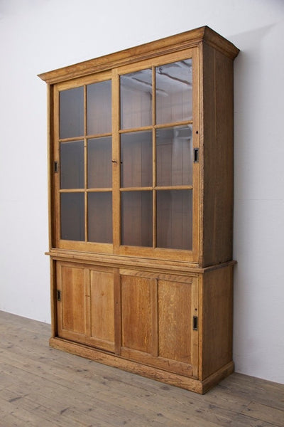 A C19th oak cabinet