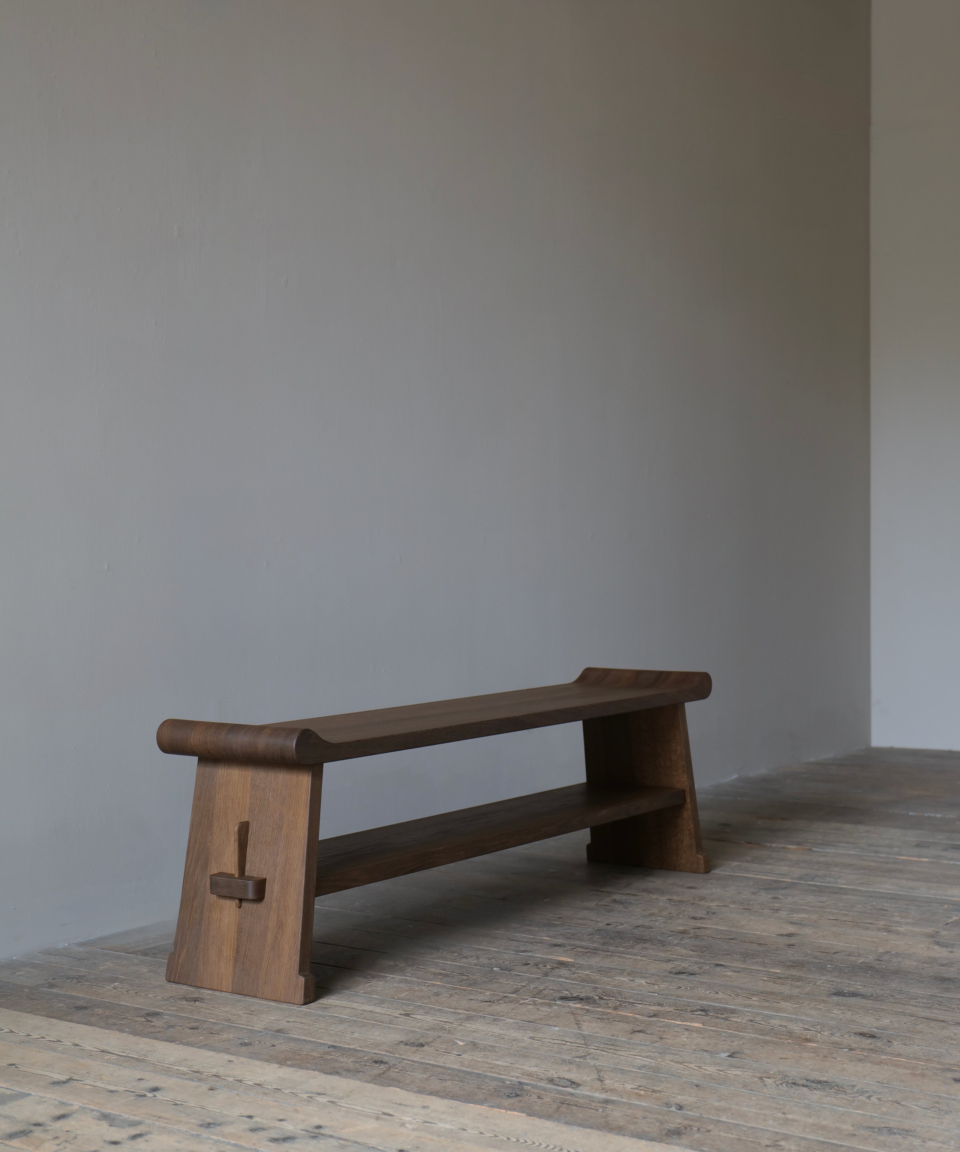 A long grecian bench | 2026