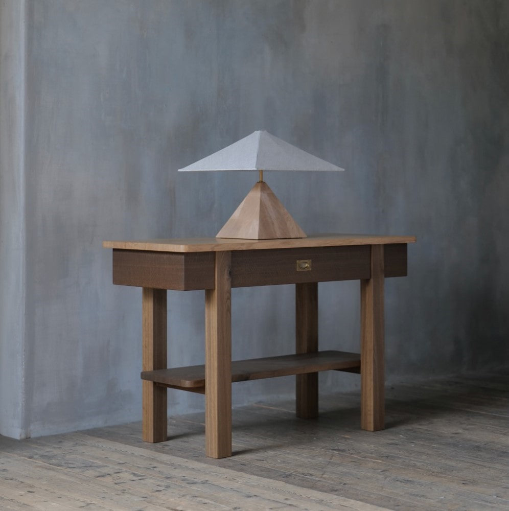 The form lamp | pyramid