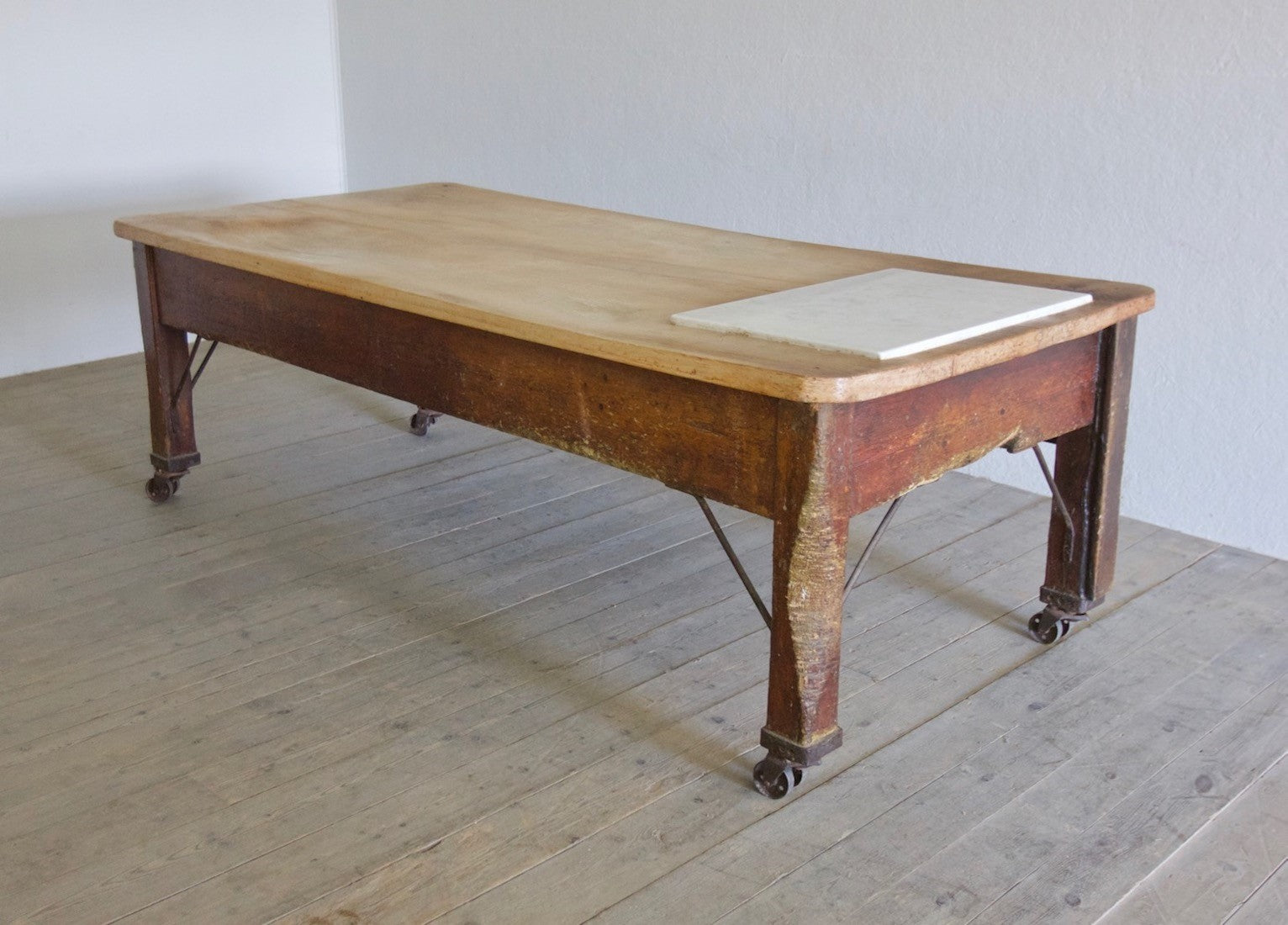 A C19th English preparation table