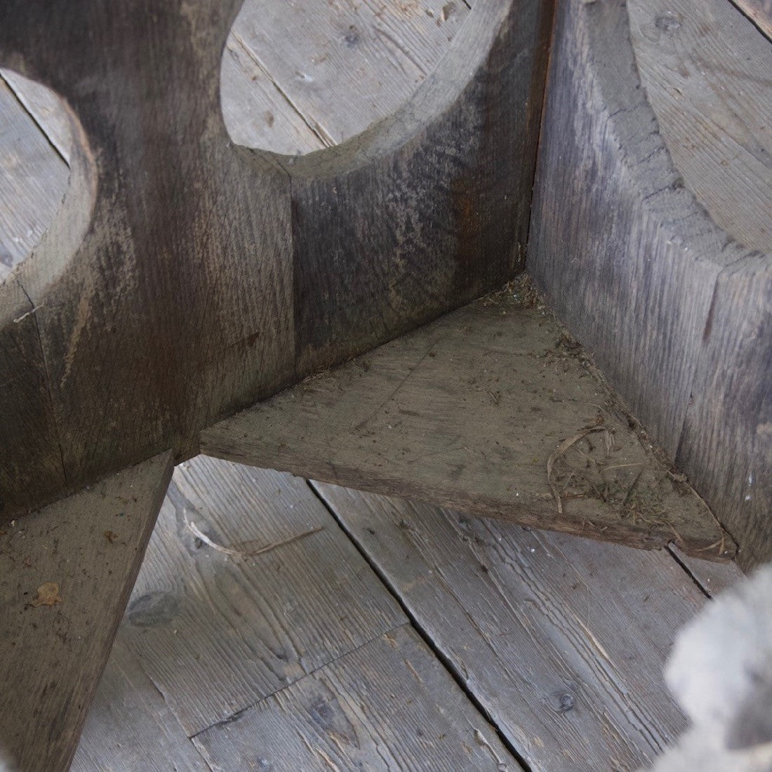 A large gothic oak planter