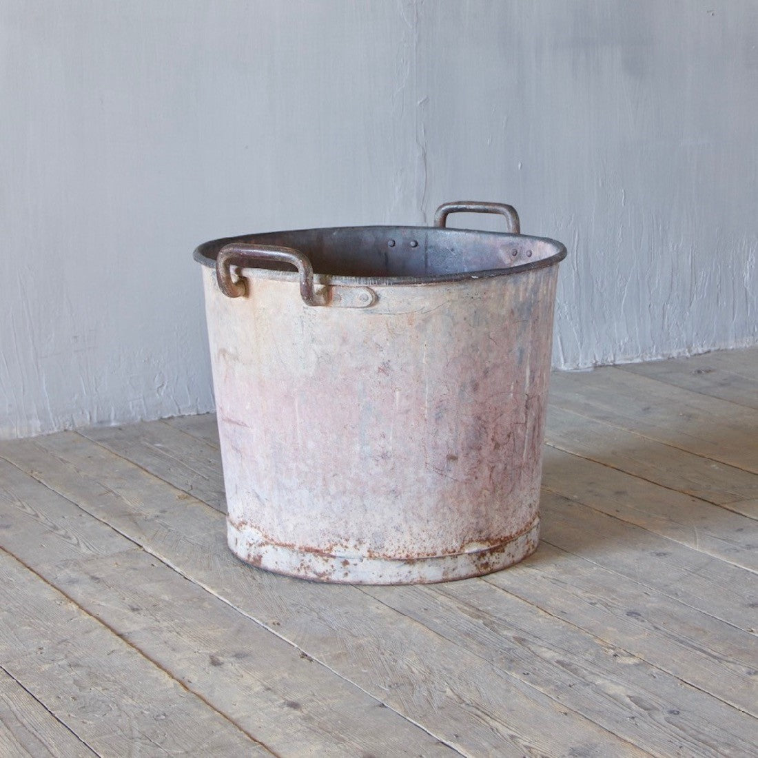 A steel tub