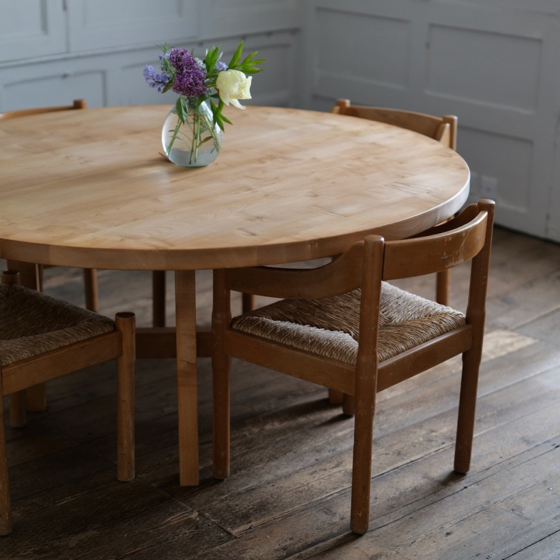 A sycamore table