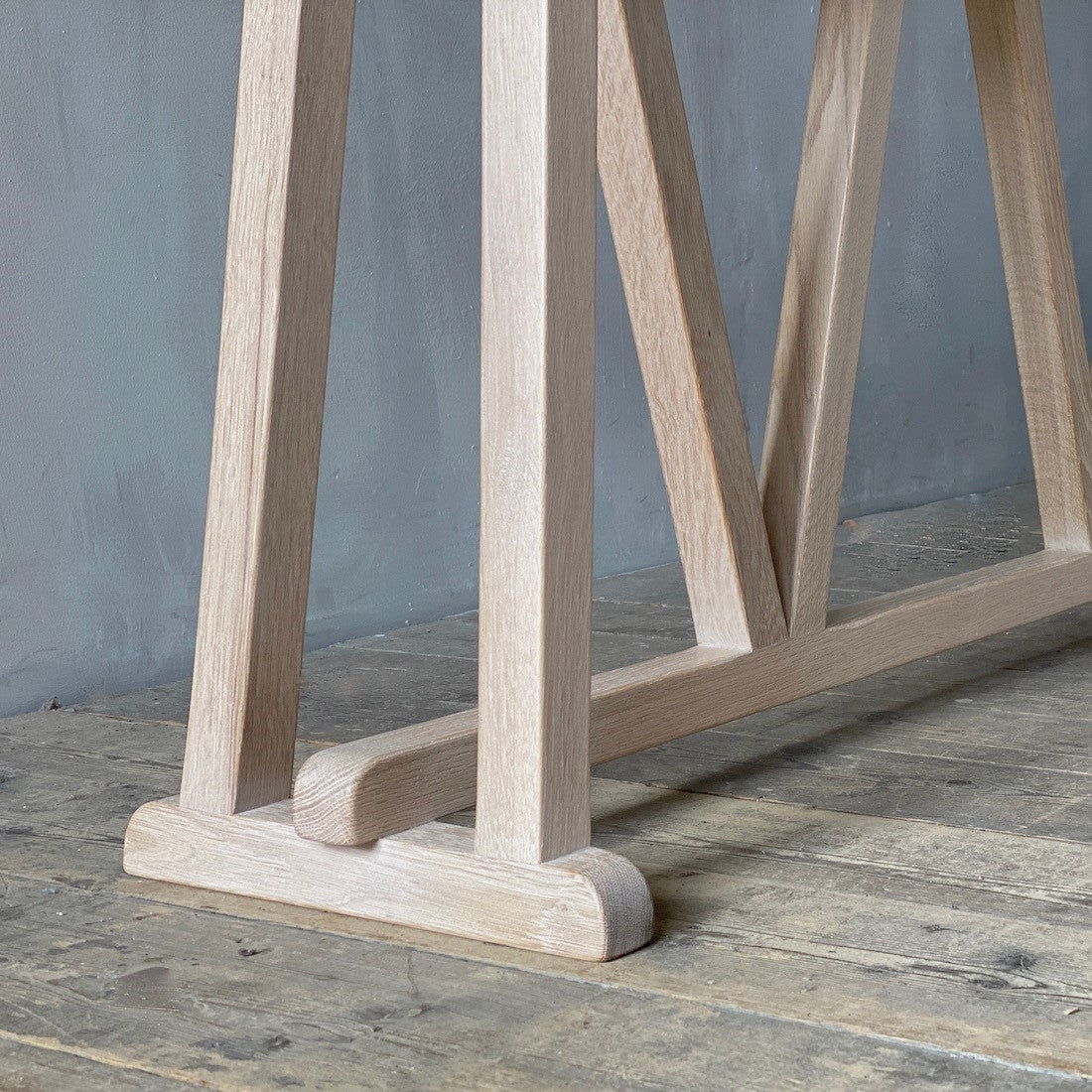 The pyramid table