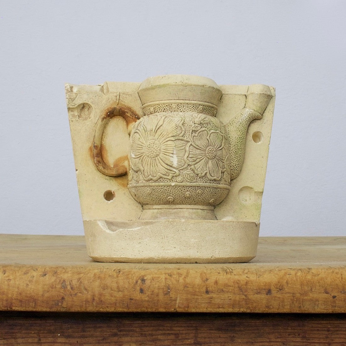 7 royal Doulton teapot moulds