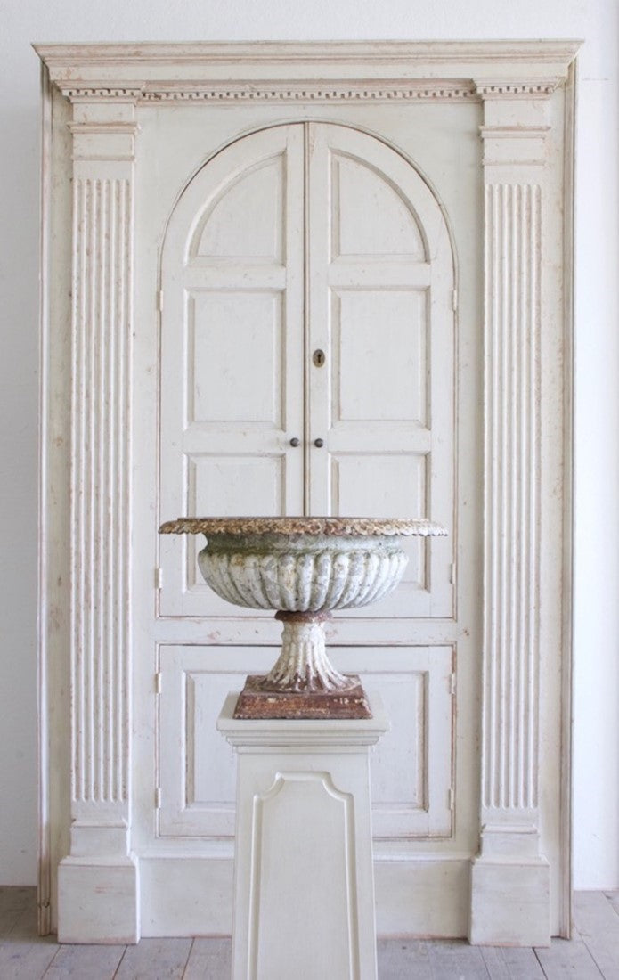 A C19th campagna urn