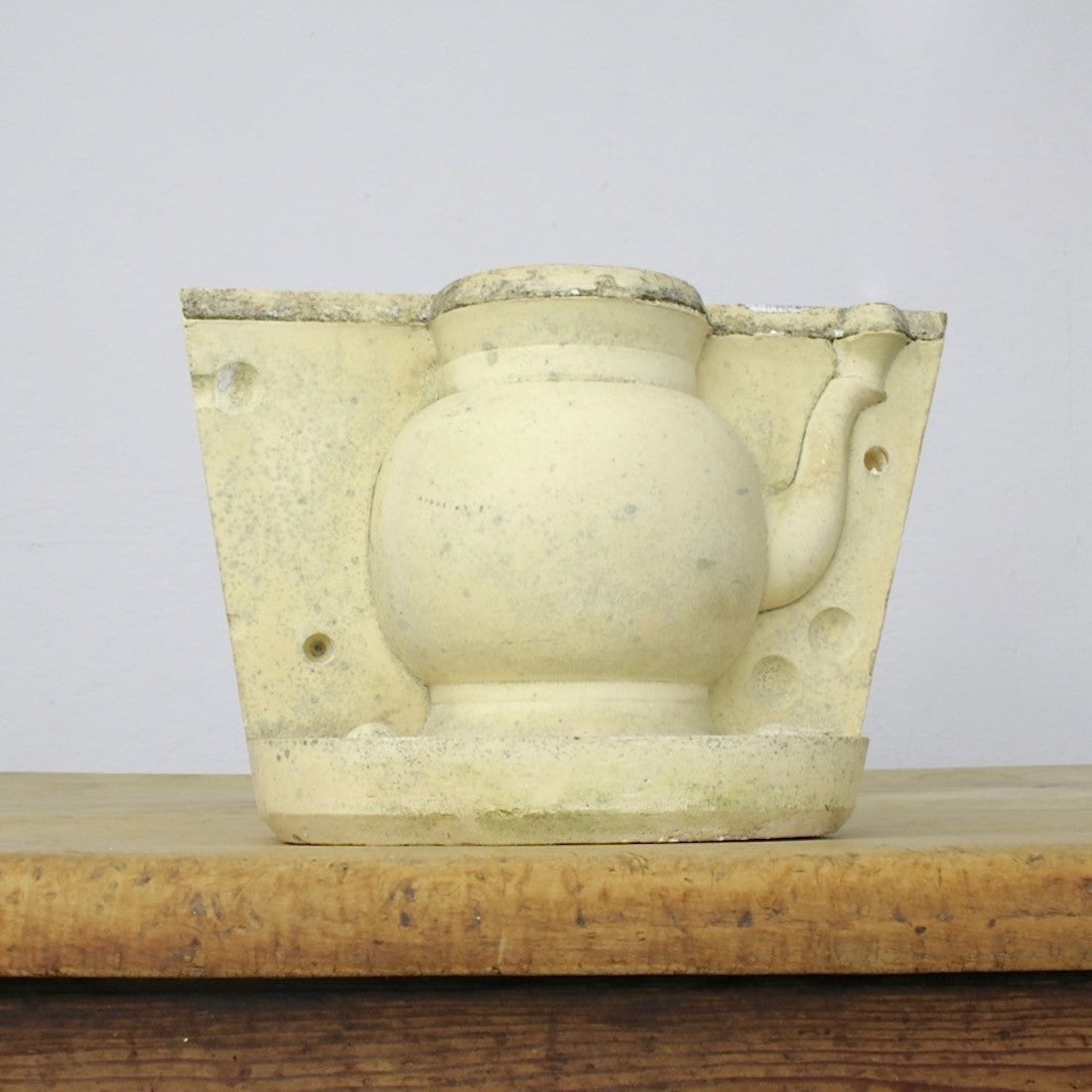 7 royal Doulton teapot moulds