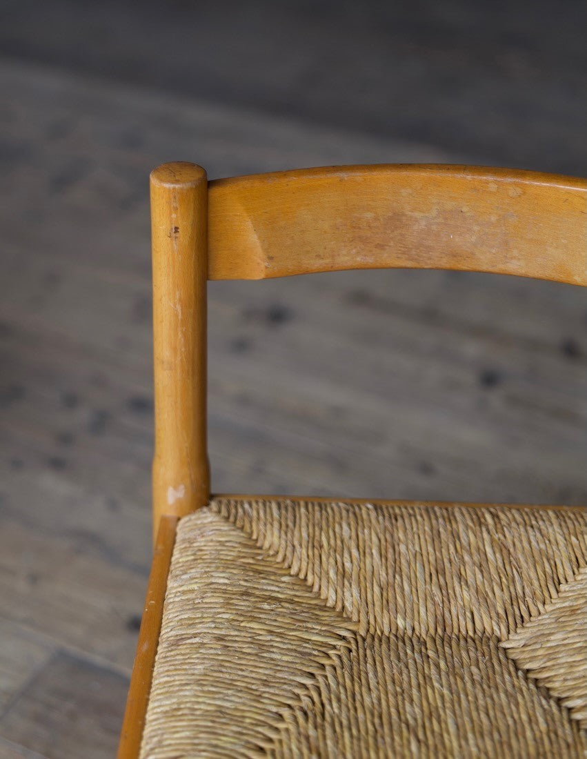 A set of eight Carimate single chairs