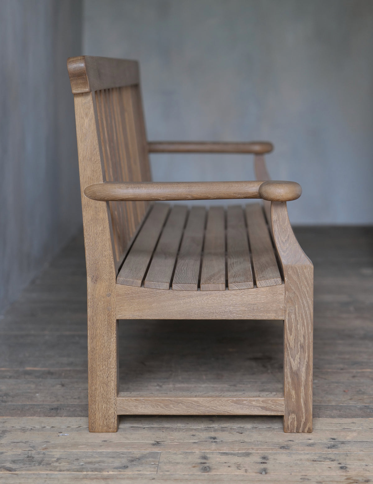 The peacock garden seat