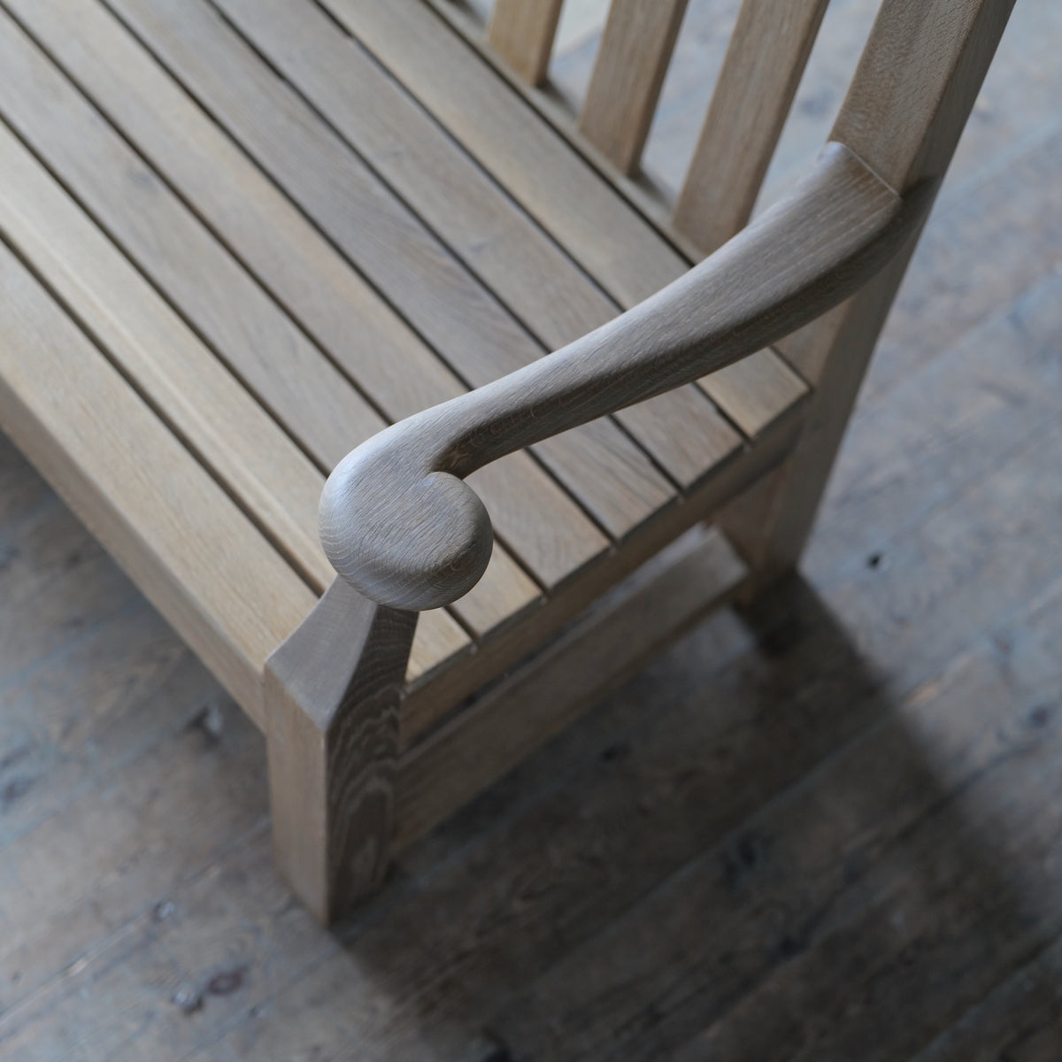 The peacock garden seat