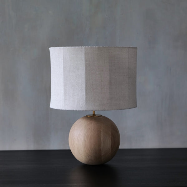 The form lamp | sphere