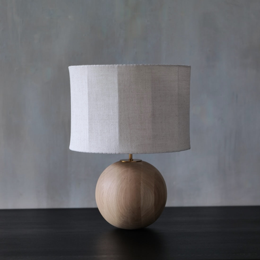 The form lamp | sphere