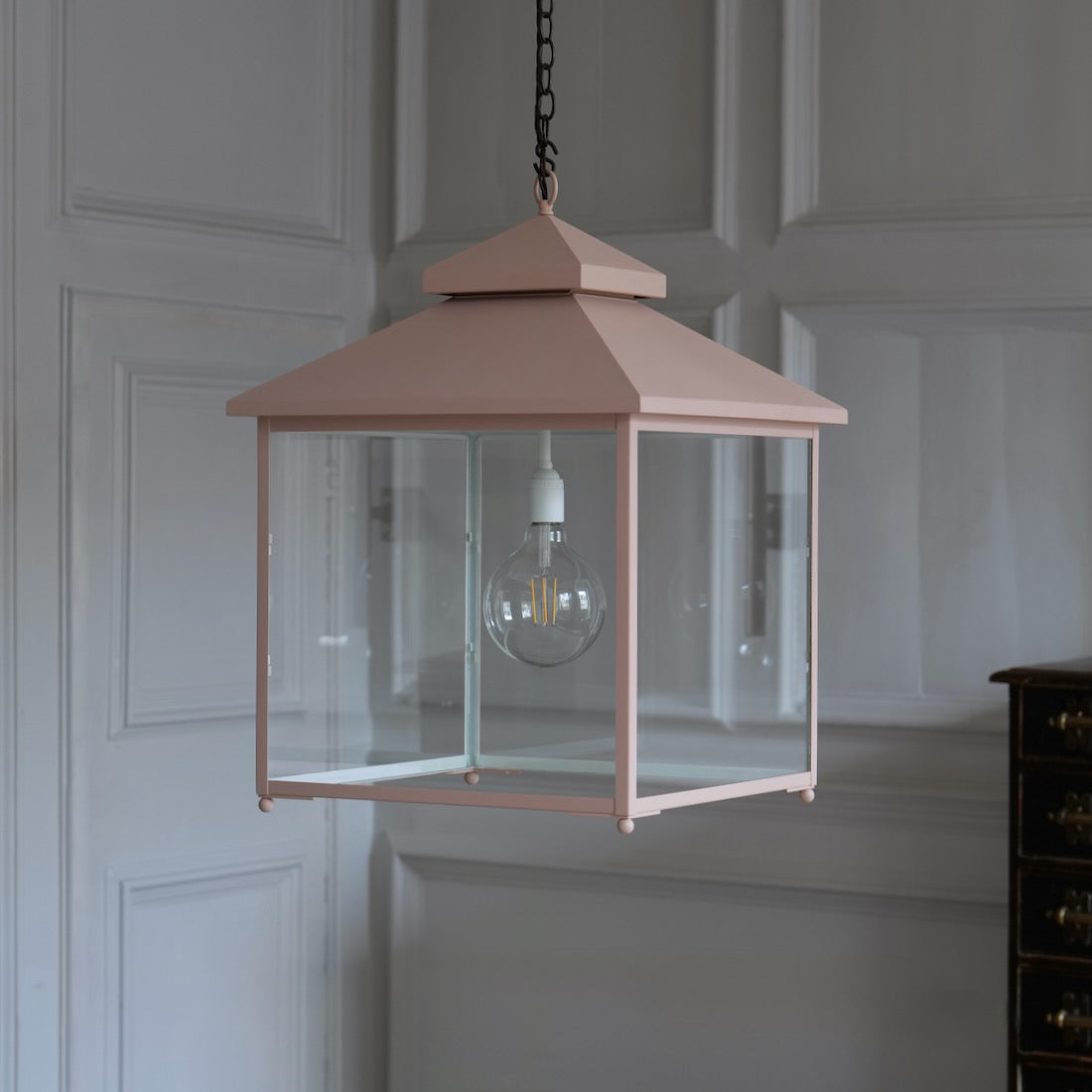 The galley lantern (painted)