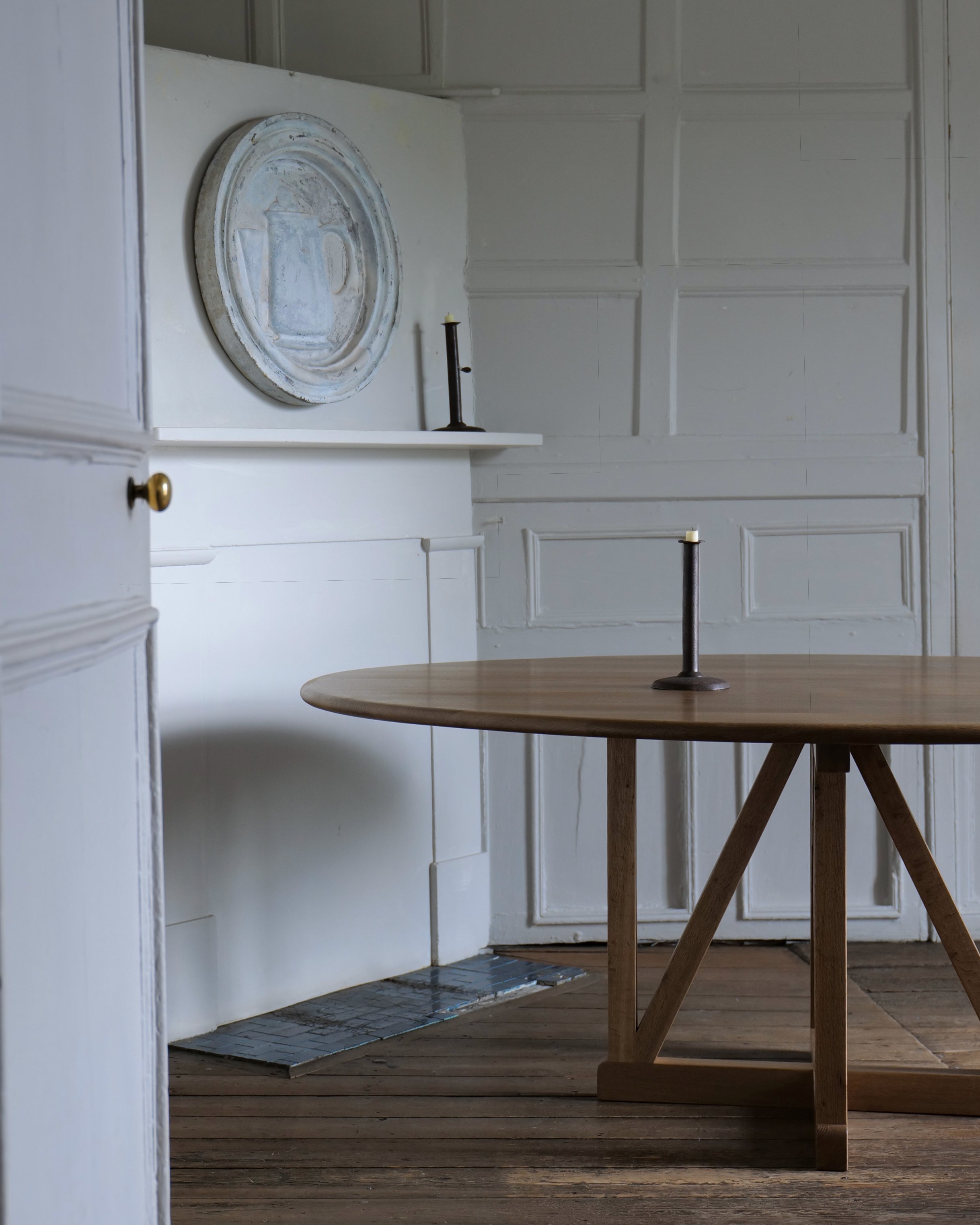 The legacy table (circular)