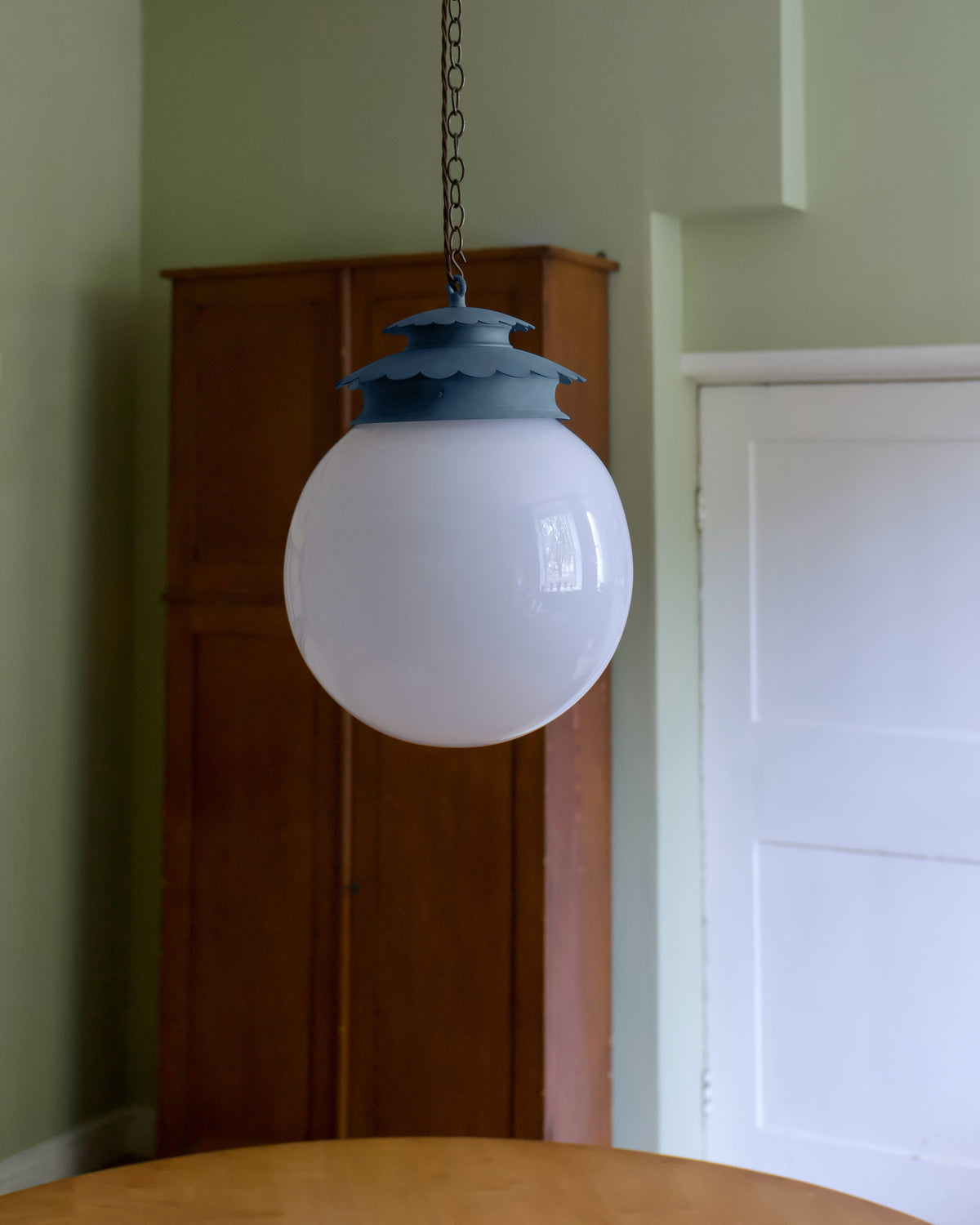 The corolla globe lantern