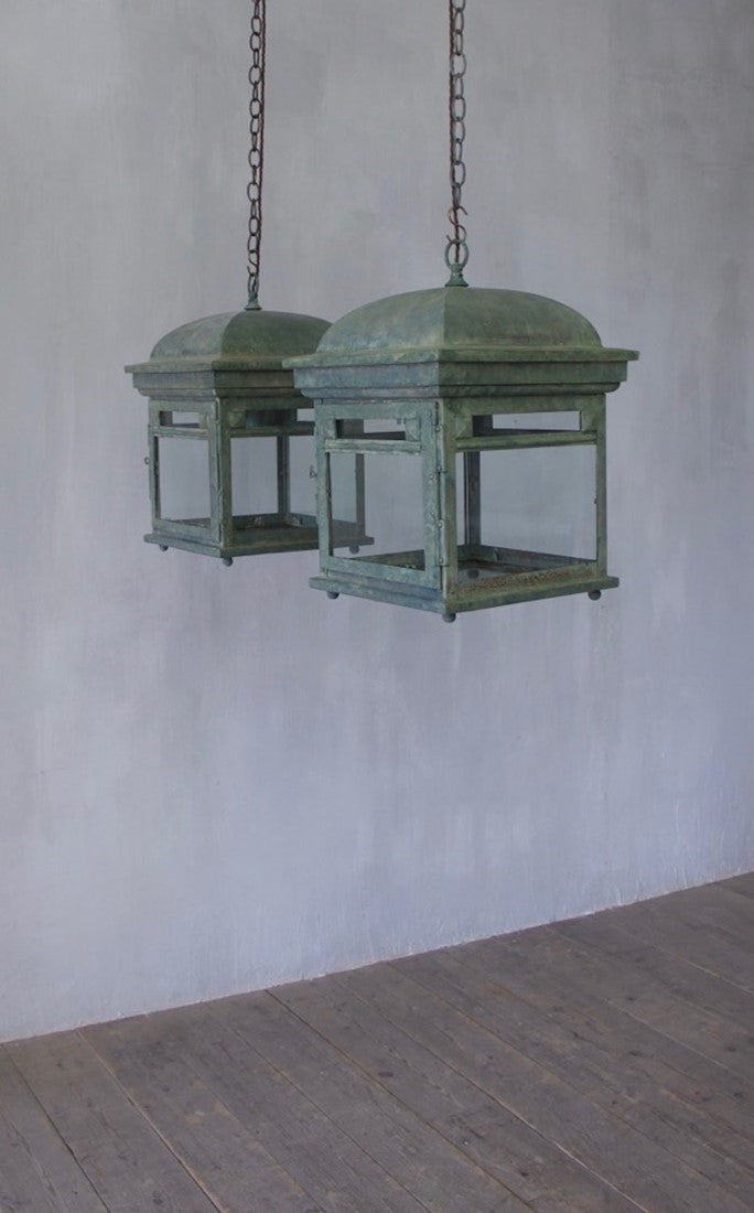 A pair of bronze lanterns