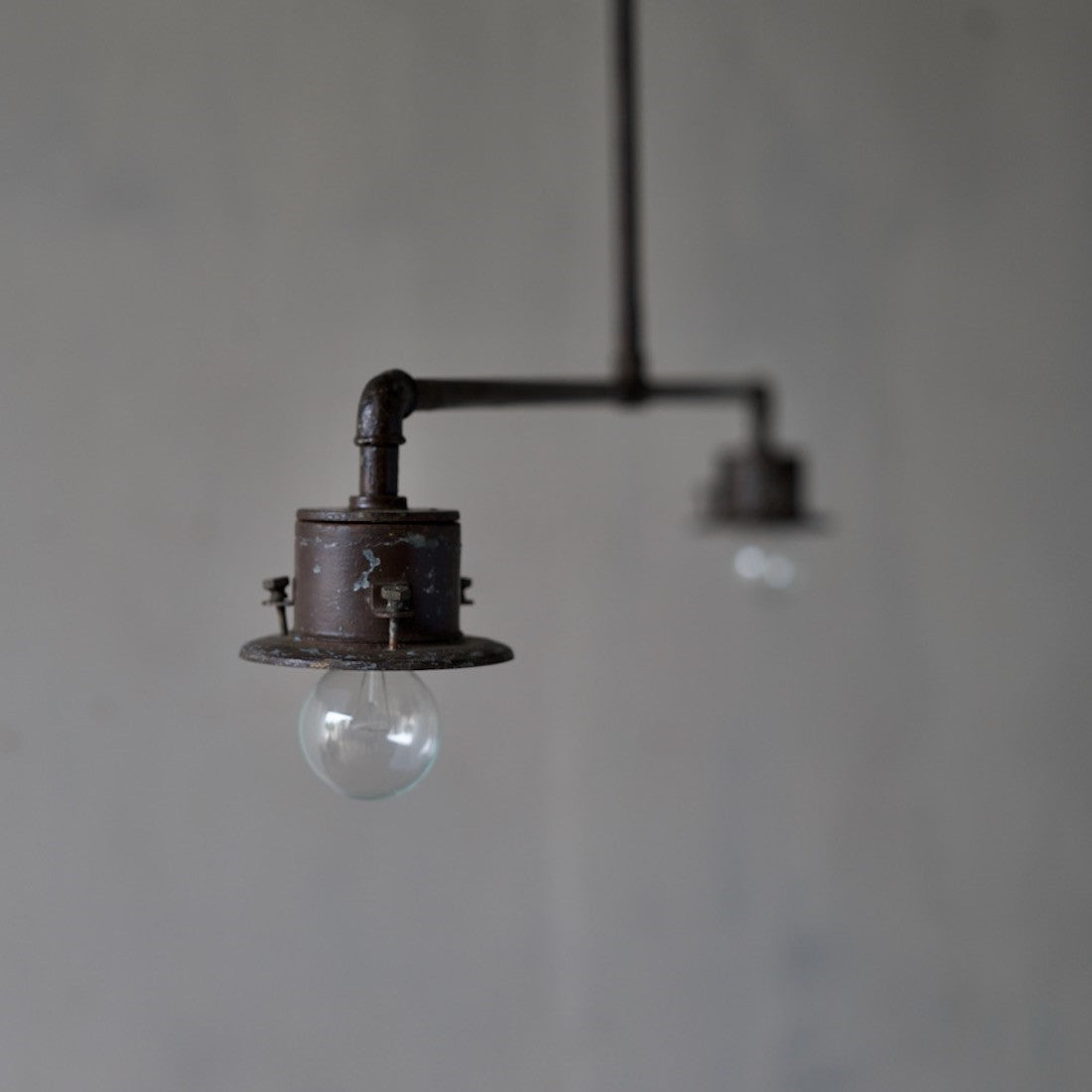 A twin ship's light