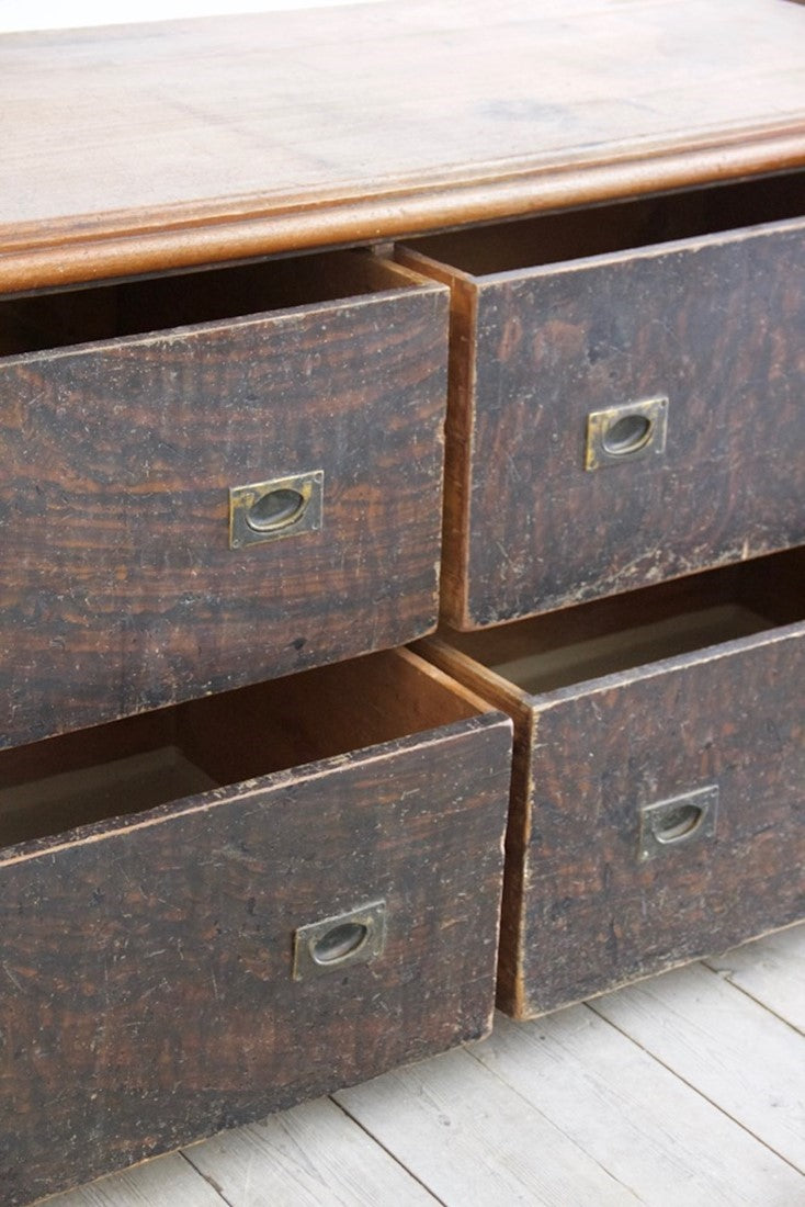 A pair of Draper's counters
