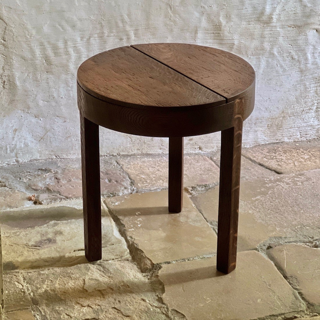The articulate table