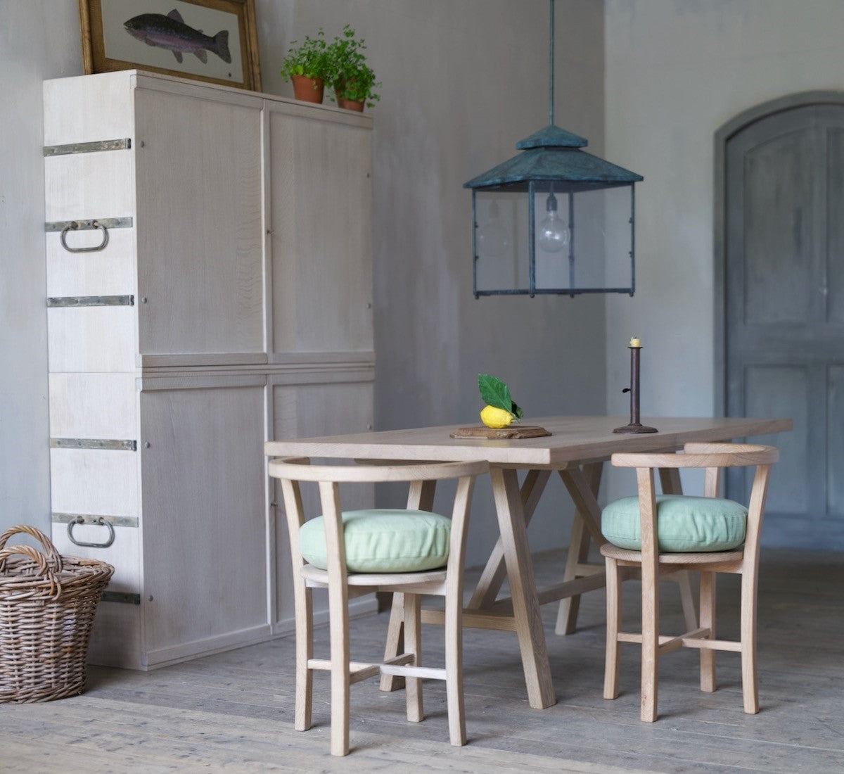 The plenty table