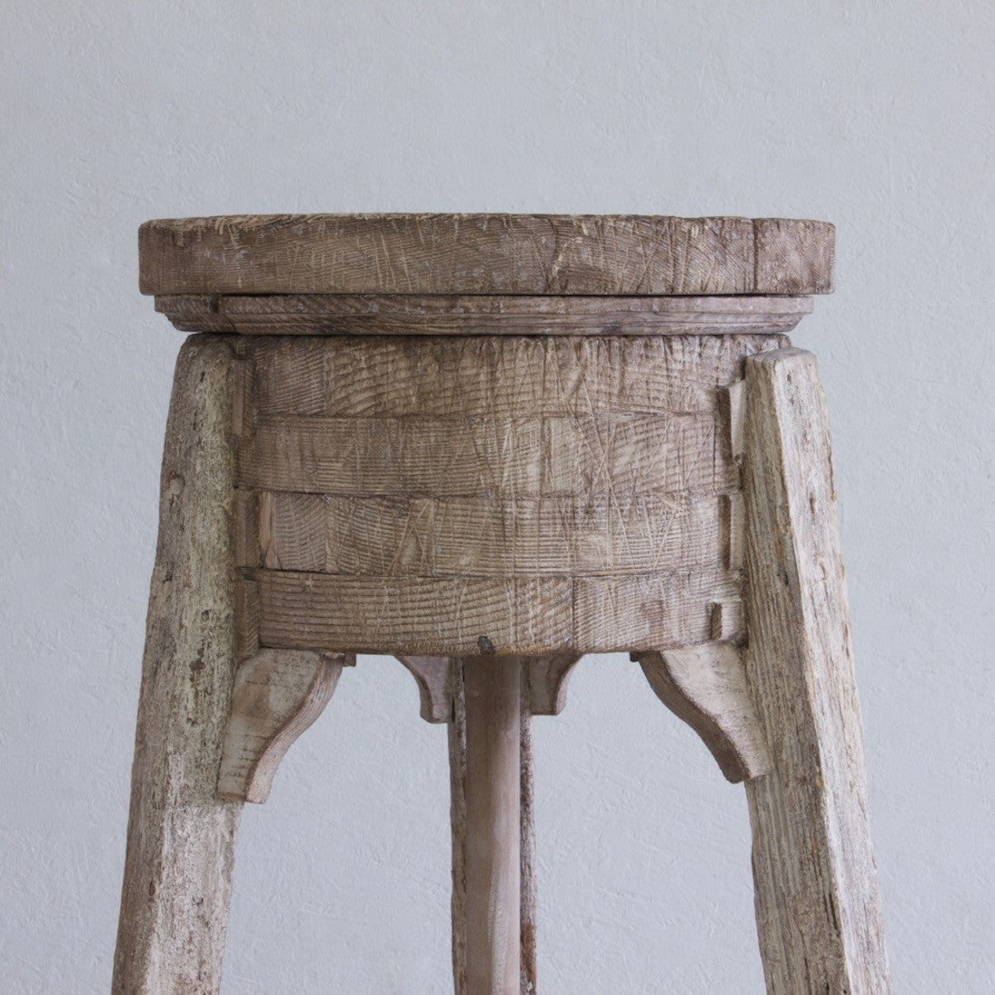A pair of sculptor's stands