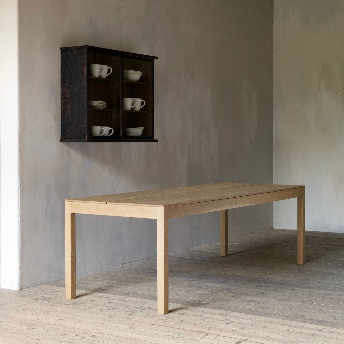 The articulate table