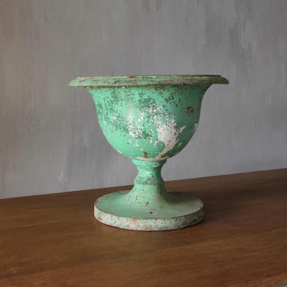 A classical nineteenth century wine cooler
