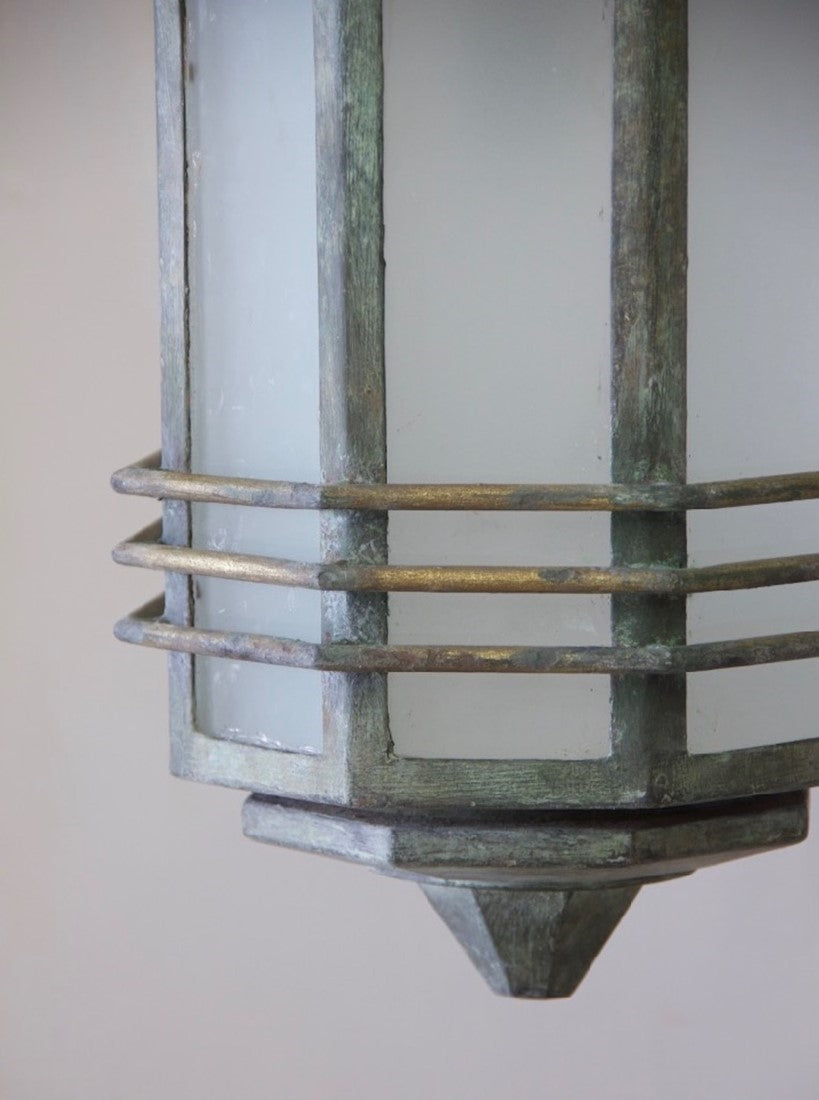 An art deco lantern