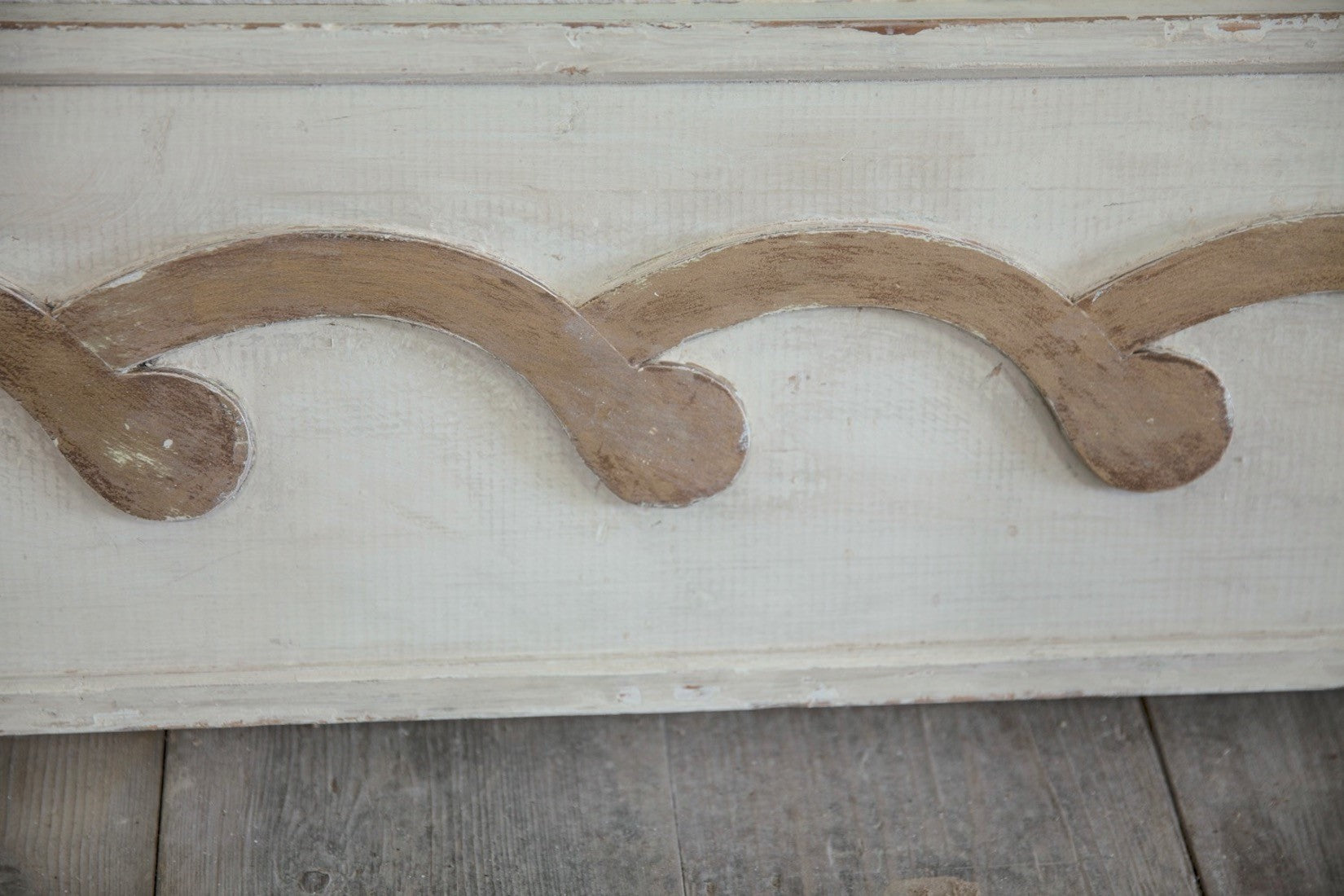 A C18th style four-poster bed