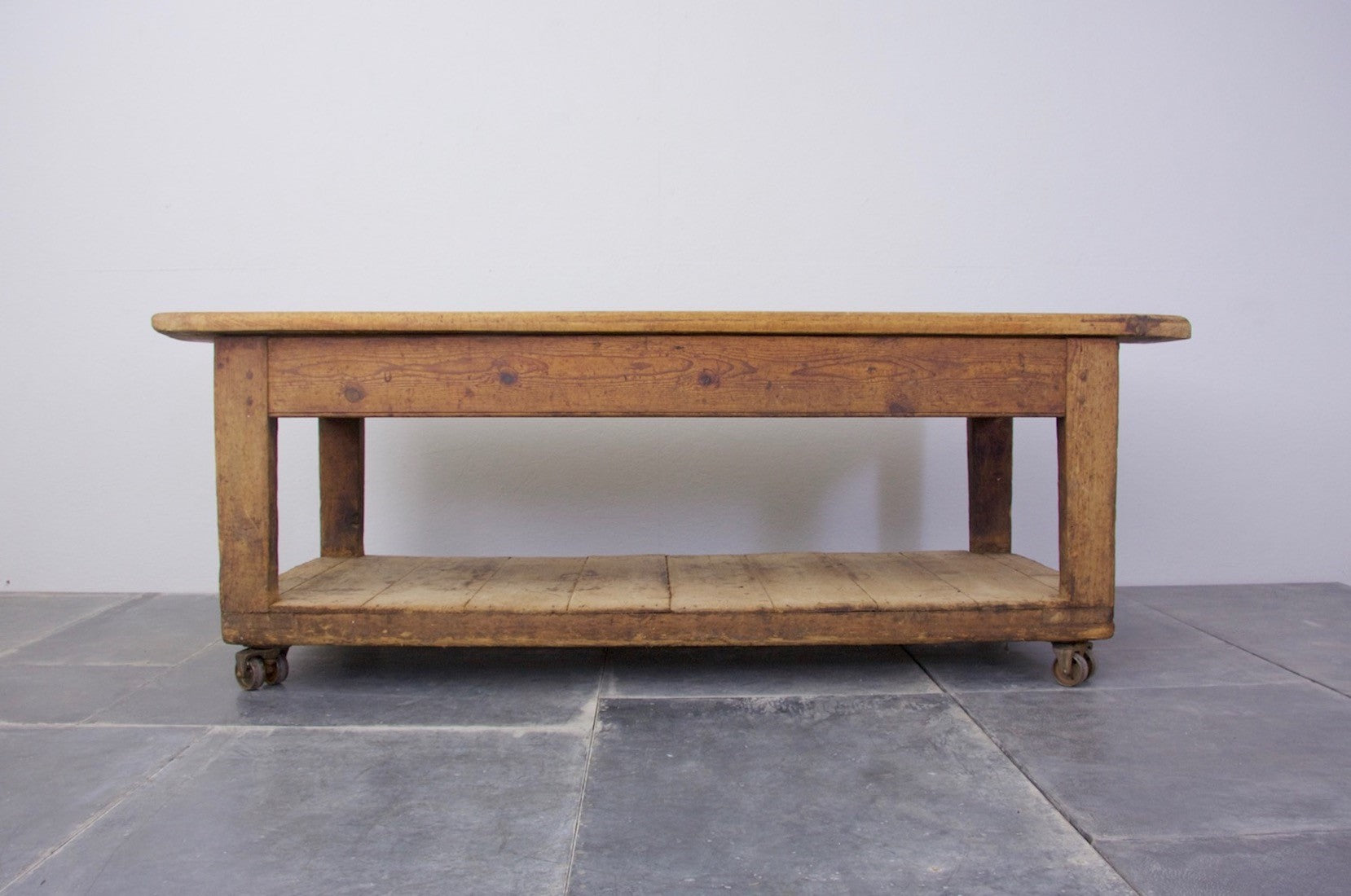 A C19th preparation table