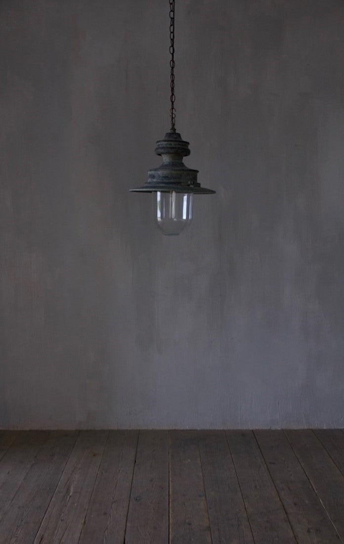 A copper station light