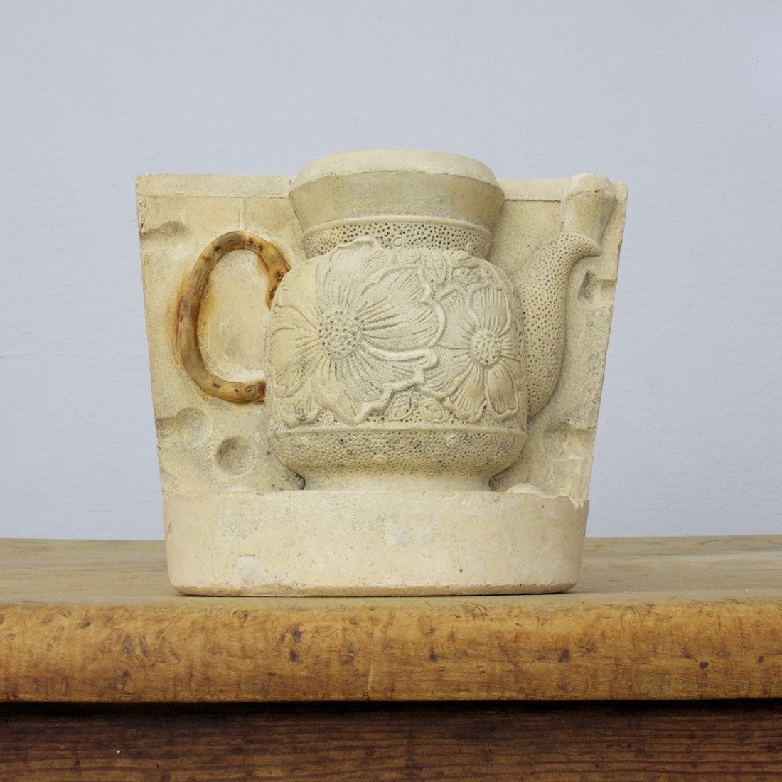 7 royal Doulton teapot moulds