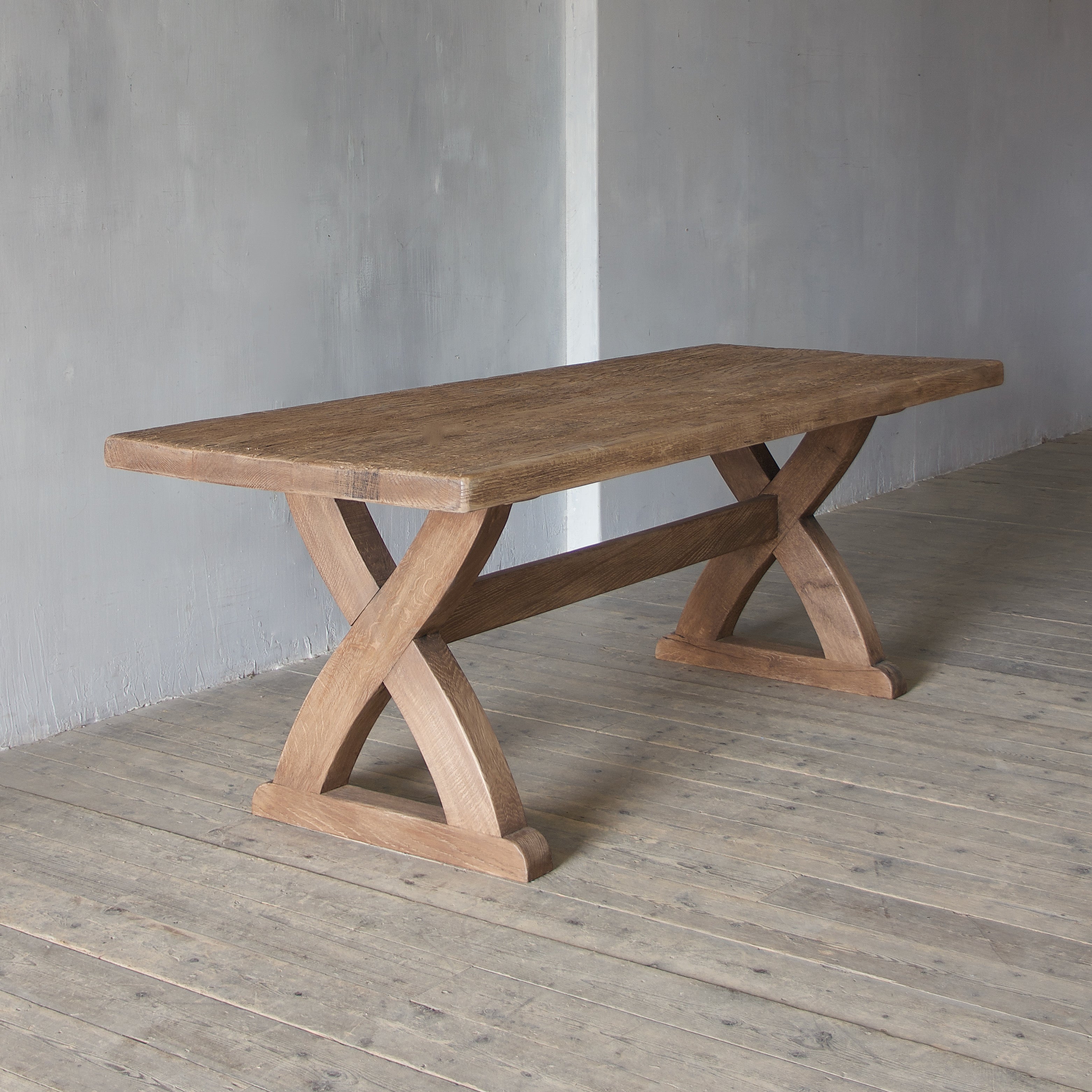 The sawbuck table