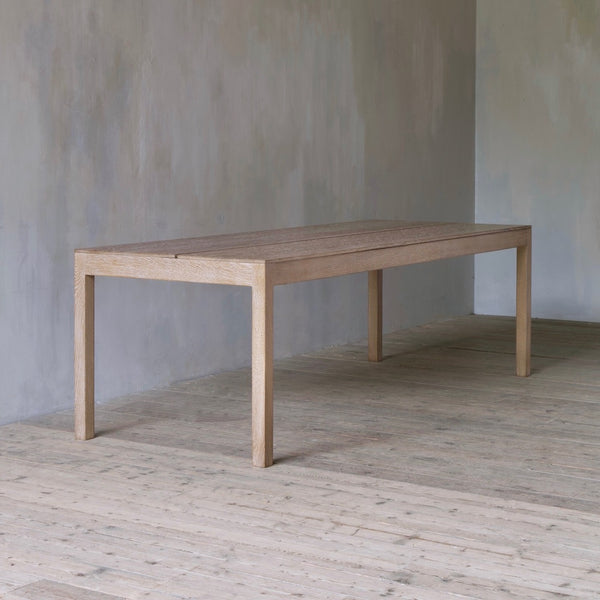 The articulate table