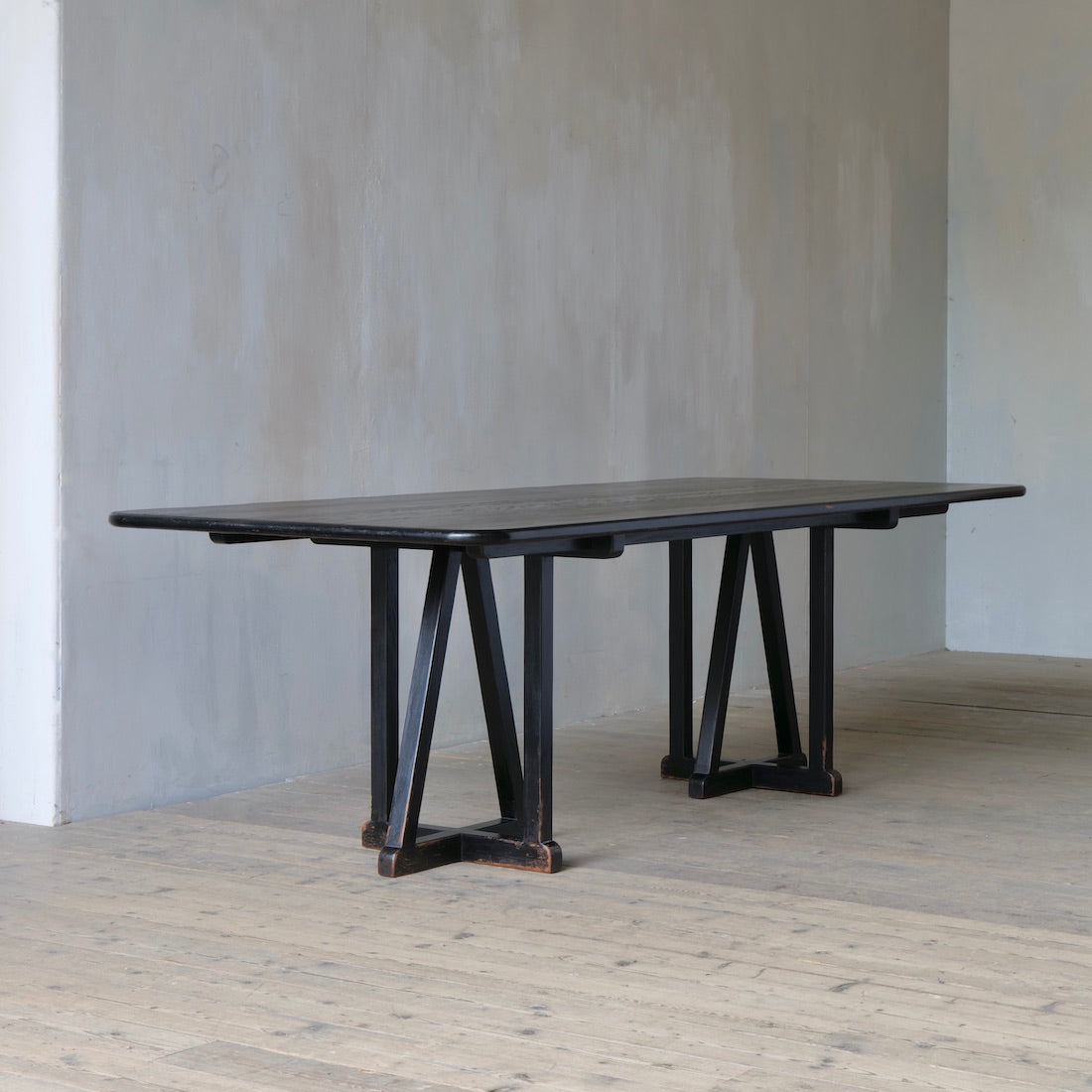 Legacy Table